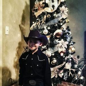 Meet your Posher, Elena